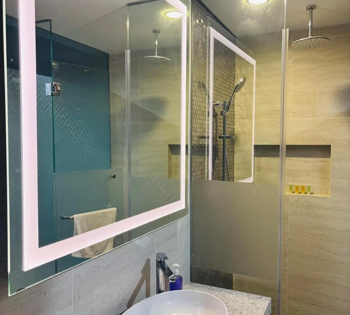 Start Suites Klcc By Willow Homes Kuala Lumpur Apartman